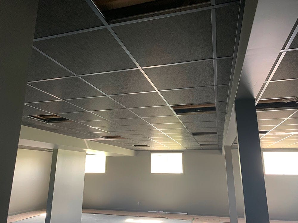 plafond-suspendu-noir-residence-prestige